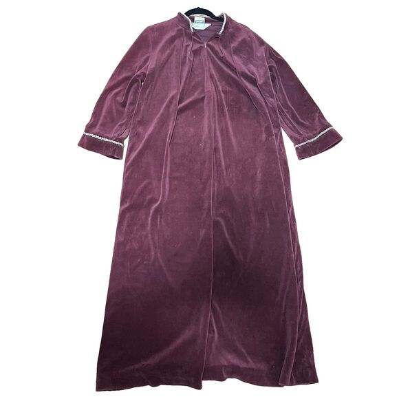 Vintage Diamond Tea Luxury Zip Robe Women's Petite Burgundy Velvet House Coat - Picture 1 of 9